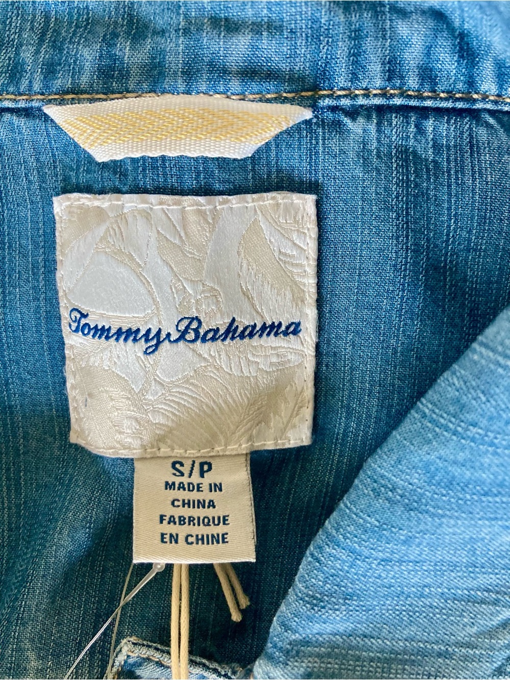 Tommy Bahama Light Blue Denim Jacket/shirt - Picture 8 of 8
